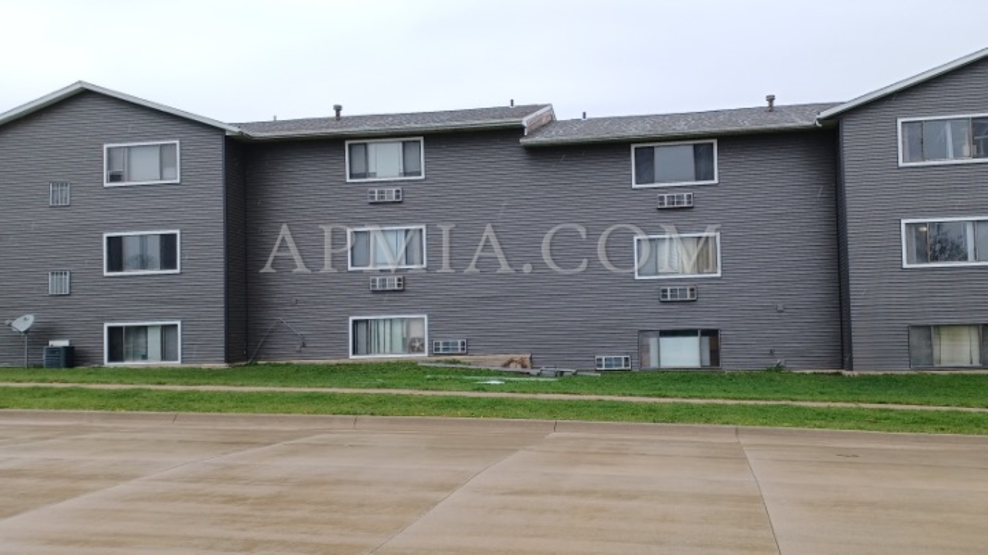 980 Eisenhower Rd #1