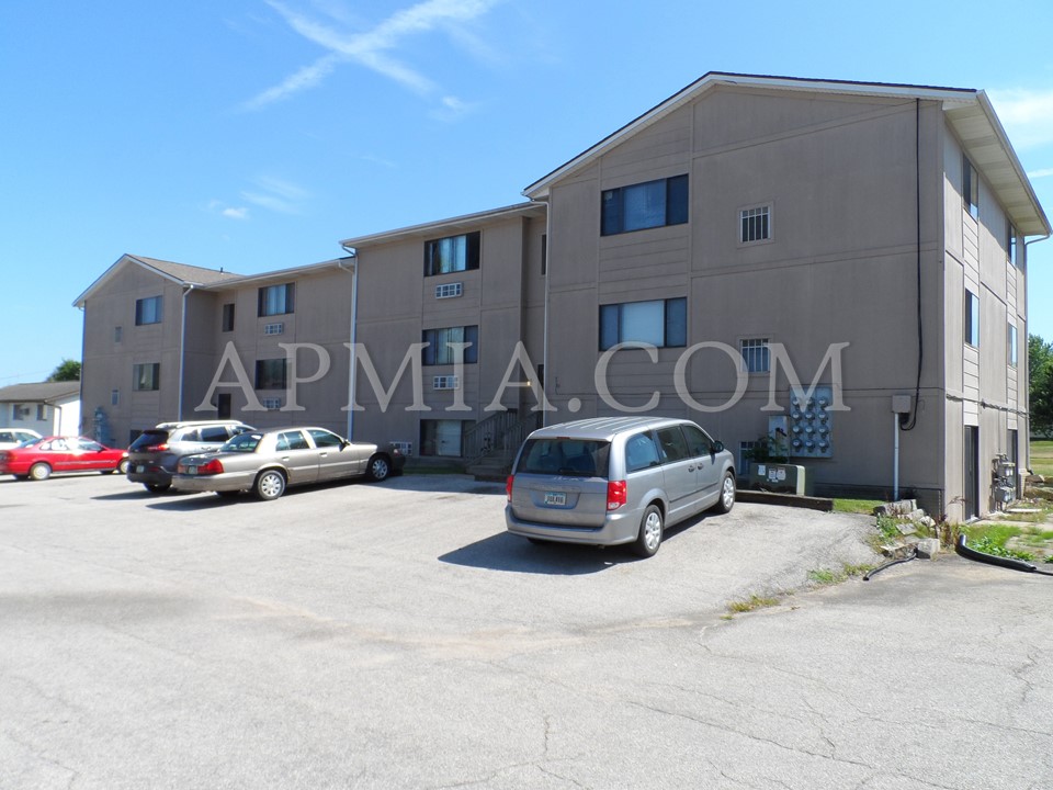 980 Eisenhower Rd #2