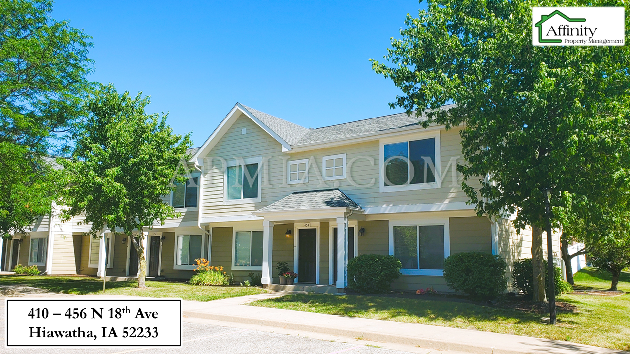 452 N 18th Ave